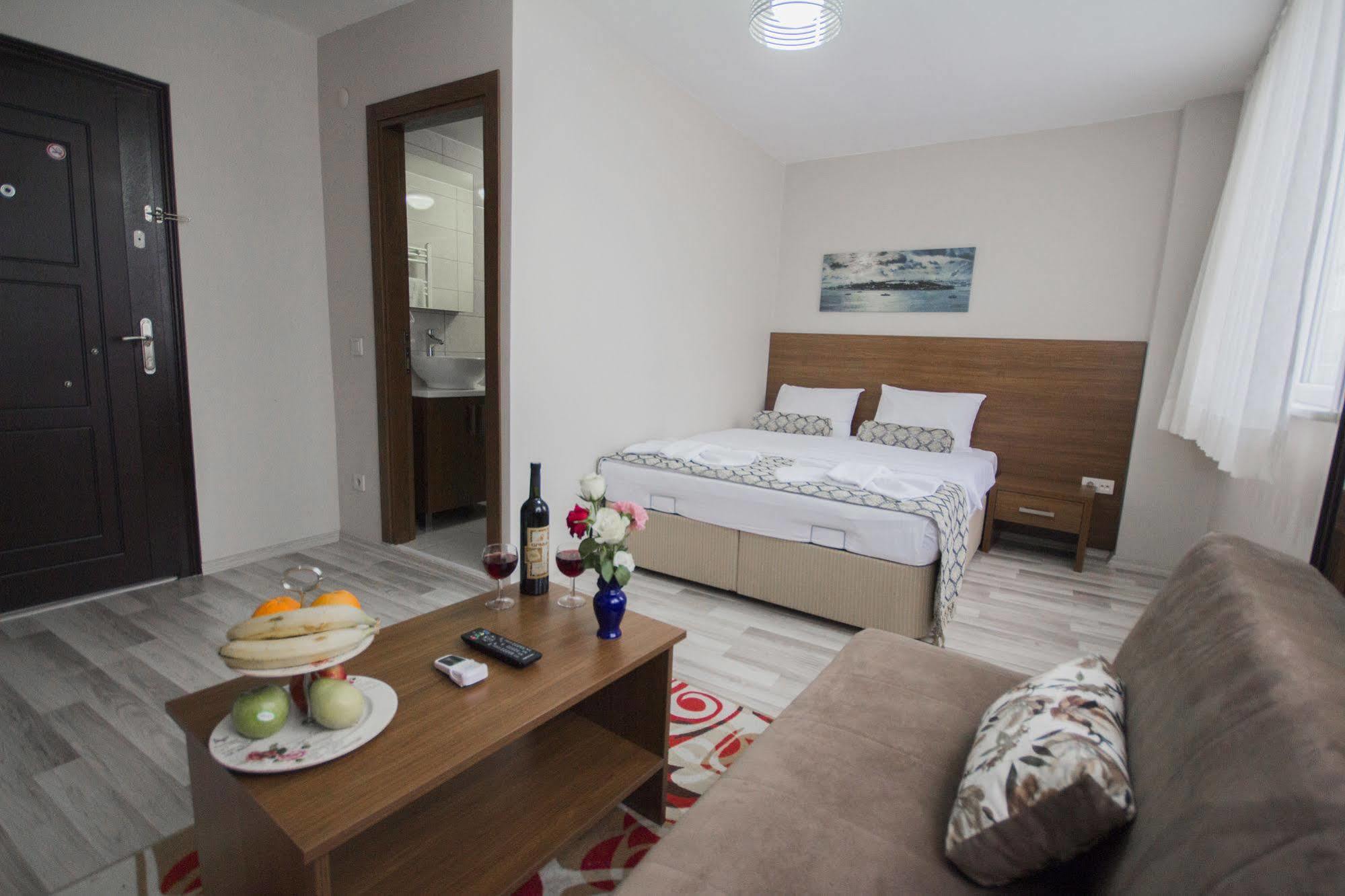Carina Apart Hotel Istanbul Exterior photo