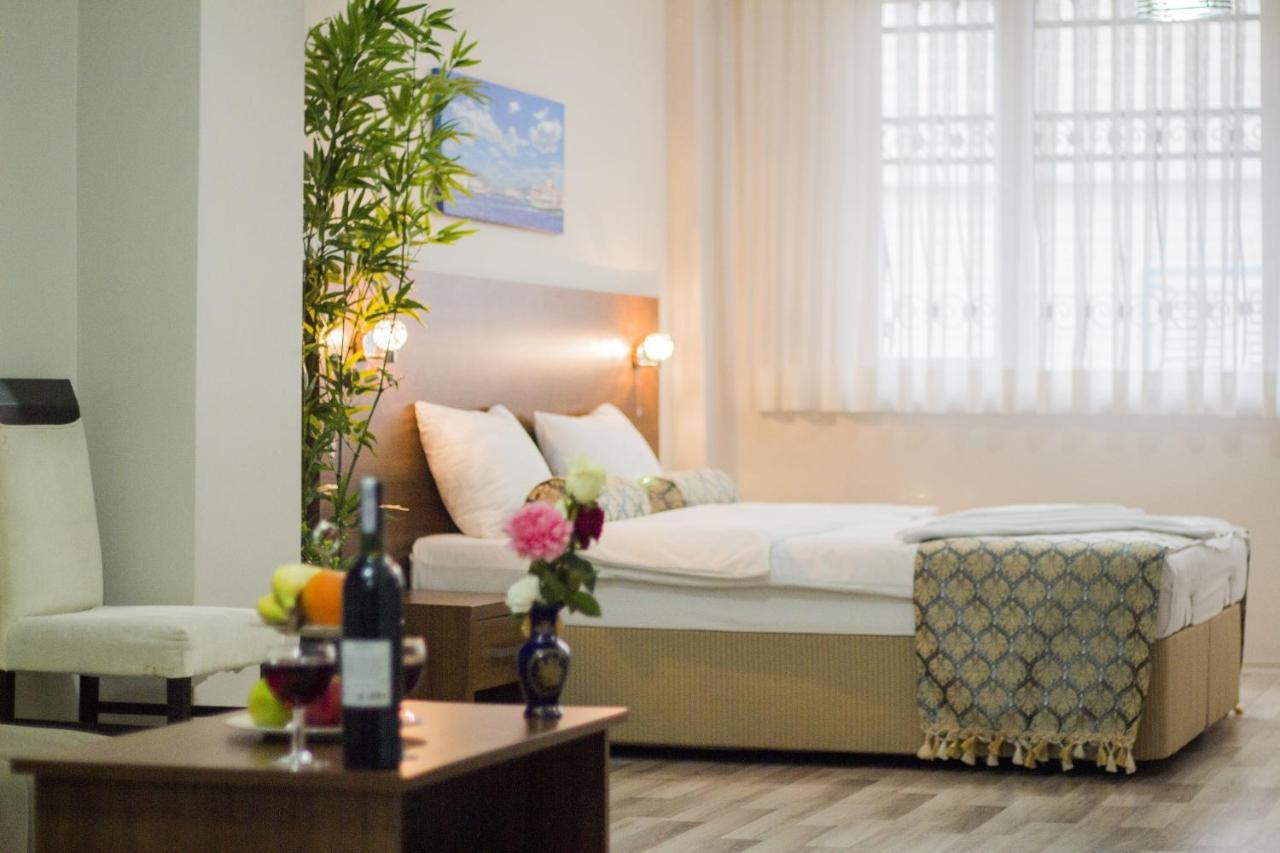 Carina Apart Hotel Istanbul Room photo